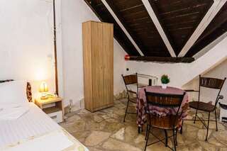 Гостевой дом Tivat Star Тиват Стандартный трехместный номер-4