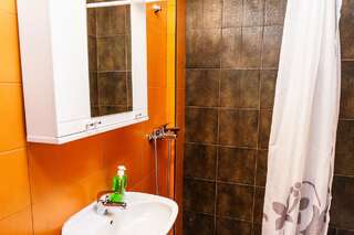 Гостевой дом Tivat Star Тиват Стандартный трехместный номер-12