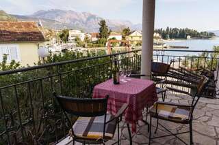 Гостевой дом Tivat Star Тиват Семейный номер с видом на море-19